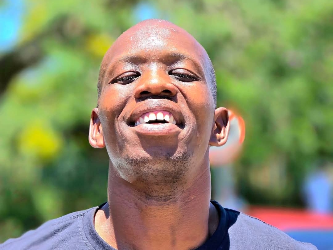 USkhinkily unconywa ngokungathathi hlangothi nokungangeni ezimpini zikaMaskandi.